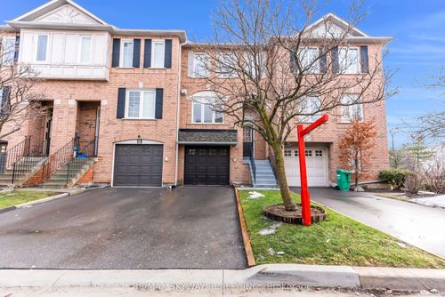 3-2 Clay Brick Crt, Brampton, ON, L6V4M7 | Card Image