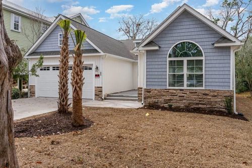 403 3rd Ave N, Myrtle Beach, SC, 29577-4068 | Card Image