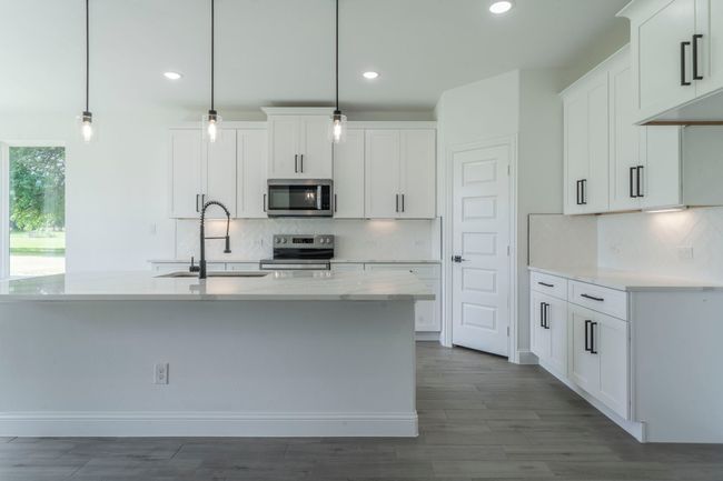 501 S Main St, House other with 3 bedrooms, 2 bathrooms and null parking in Ector TX | Image 6