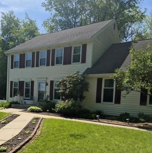 8 Glen View Pl, Newark, DE, 19711-3777 | Card Image