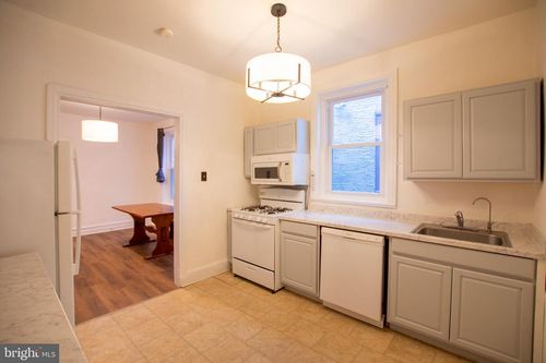 2039 N Gratz St, PHILADELPHIA, PA, 19121-1544 | Card Image