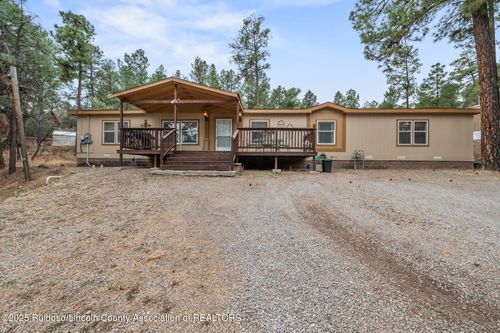 111 Mustang Dr, Ruidoso, NM, 88345-9015 | Card Image