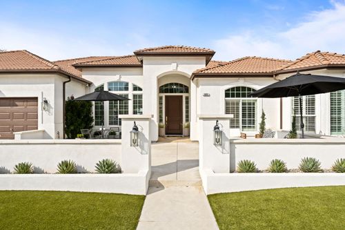 635 W Quincy Avenue, Clovis, CA, 93619 | Card Image
