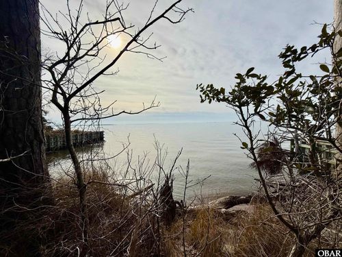 128 Sunrise Ln, Kill Devil Hills, NC, 27948-8087 | Card Image