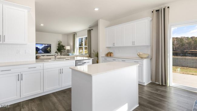Kitchen | Image 10