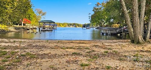 290 Blucher Cir, Lake Wylie, SC, 29710-7084 | Card Image