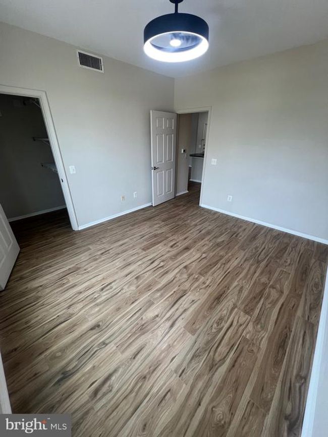UNIT-1305 - 1601 Spring Gate Dr, Condo with 1 bedrooms, 1 bathrooms and null parking in MCLEAN VA | Image 10