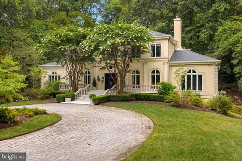 1111 Crest Ln, MCLEAN, VA, 22101-1805 | Card Image