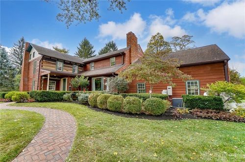 11531 Rinehart Rd, Englewood, OH, 45322-9766 | Card Image