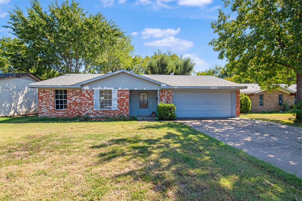 Ferndale Ln, Grand Prairie, TX 75052