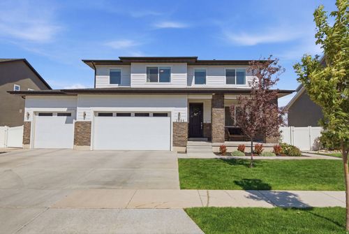 2088 S 2200 W, Woods Cross, UT, 84087-2567 | Card Image