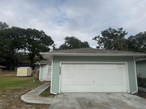 2423 South Ave, Leesburg, FL, 34748-8180 | Card Image