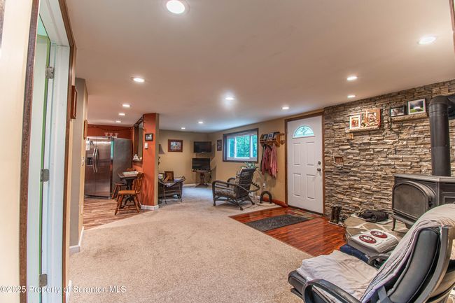 Living Room | Image 9