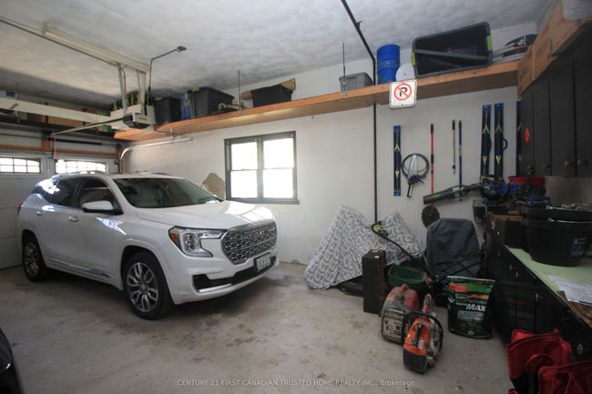 2294 Gore St, House other with 4 bedrooms, 2 bathrooms and 4 parking in Mount Brydges ON | Image 24