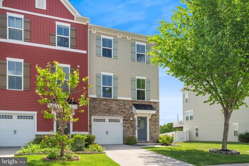 10773 Hinton Way, MANASSAS, VA, 20112-5883 | Card Image