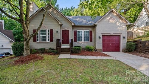 5322 Chinemist Ct, Charlotte, NC, 28269-0101 | Card Image