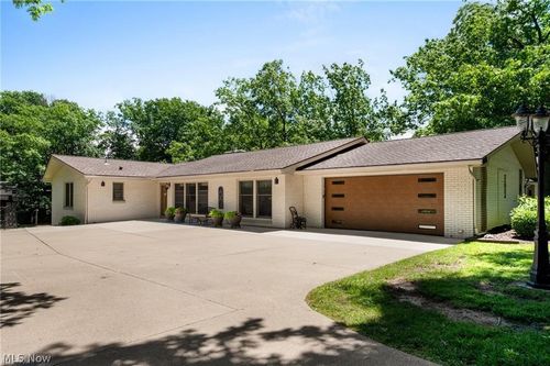 685 Sunnyside Rd, Vermilion, OH, 44089-2545 | Card Image