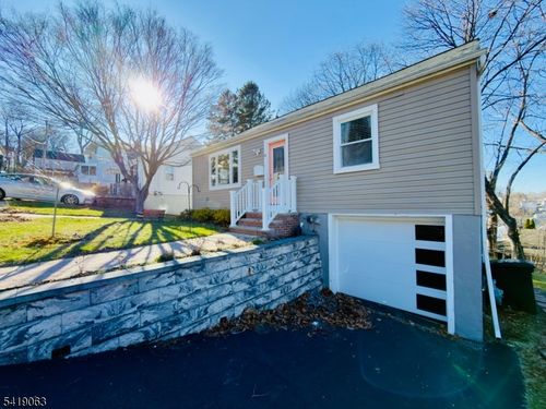 19 South St, Dover, NJ, 07801-4930 | Card Image