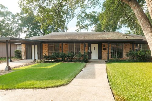 4640 Fieldwood Ln, Beaumont, TX, 77706-2718 | Card Image