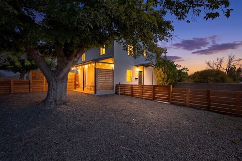 622 Jefferson St, Albuquerque, NM, 87110-6202 | Card Image