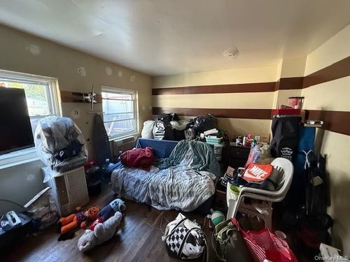 2120 Clinton, New York, NY, 10457 | Card Image