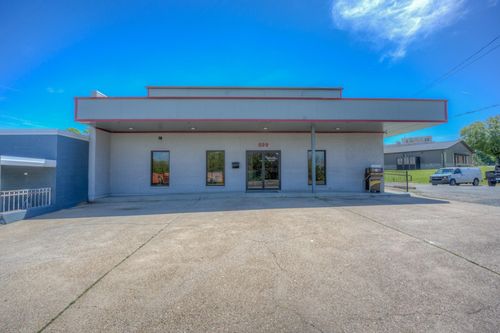 599 Creswell Ave, Shreveport, LA, 71101-4032 | Card Image