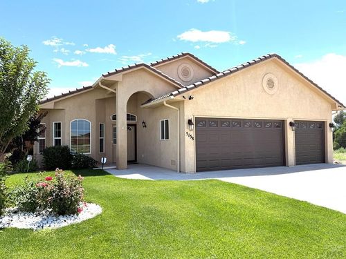 5138 Almondcrest Dr, Pueblo, CO, 81005-3395 | Card Image