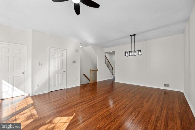 2441 Wheat Meadow Cir, Townhouse with 3 bedrooms, 4 bathrooms and null parking in HERNDON VA | Image 9