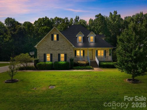 421 De Lara Cir, Granite Quarry, NC, 28146-8895 | Card Image