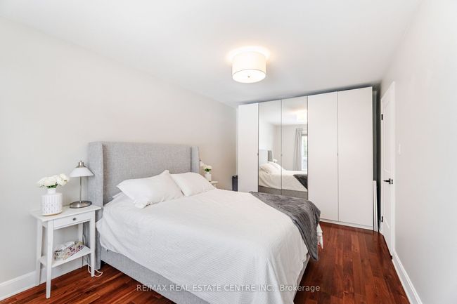 55 Mallard Cres, House attached with 4 bedrooms, 2 bathrooms and 3 parking in Brampton ON | Image 46