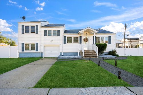 131 S 5th St, Bethpage, NY, 11714-2507 | Card Image