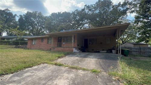 4 Dellwood Cir, Little Rock, AR, 72209-1611 | Card Image