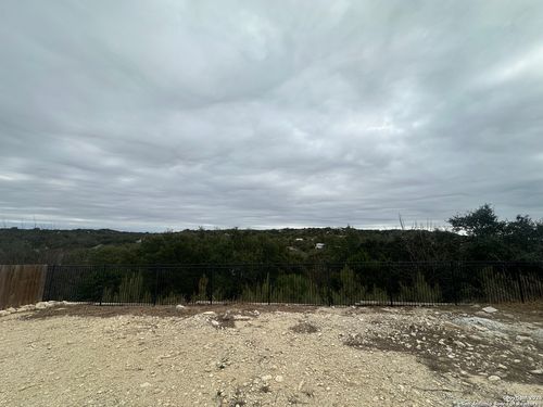 28010 Versant Hls, Boerne, TX, 78015-5194 | Card Image