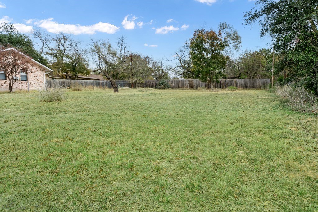 Land in Fredericksburg 3