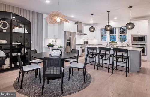 39 Chaucer Court, LEVITTOWN, PA, 19057 | Card Image