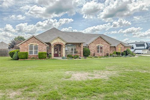 1906 Lighthouse Lane, Tuttle, OK, 73089 | Card Image