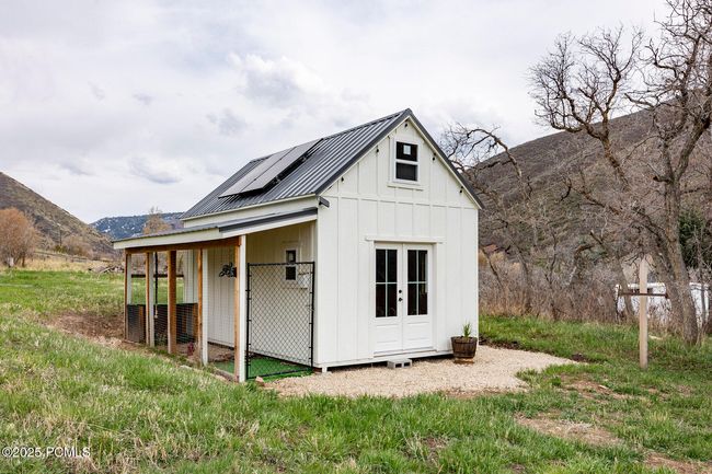 4611 S Cove Ln, Home with 3 bedrooms, 3 bathrooms and null parking in Daniel UT | Image 63