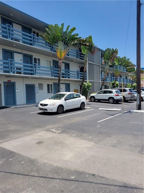 apt-306-1535 Se 15th St, Fort Lauderdale, FL, 33316-2728 | Card Image