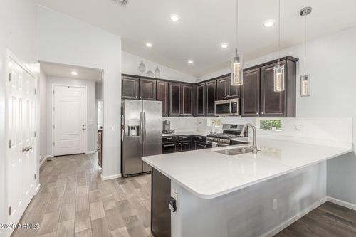 4136 W Palace Station Rd, New River, AZ, 85087-5800 | Card Image