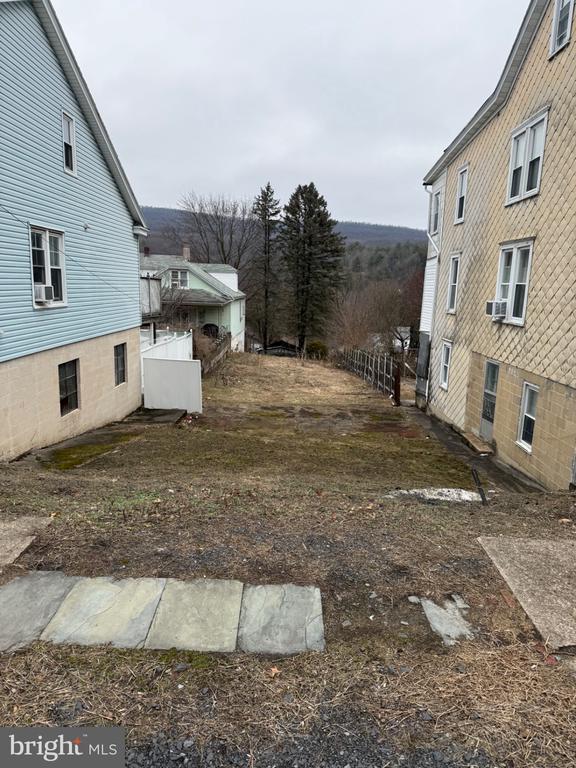Land in COAL TWP 3