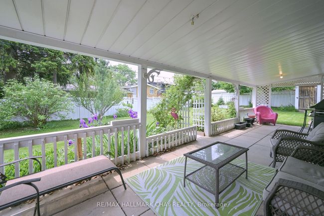17 Elm St, House other with 3 bedrooms, 2 bathrooms and 3 parking in Alliston ON | Image 6