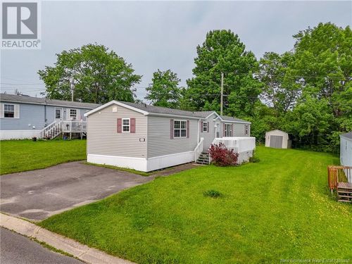 23 Todd St, Fredericton, NB, E3C2M9 | Card Image