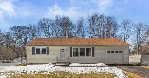 28 Kile Dr, Schenectady, NY, 12302-5729 | Card Image