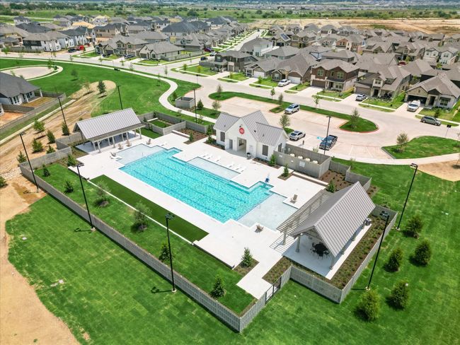 Blue Horizon pool | Image 33