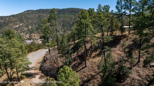 107 Worcester Dr, Ruidoso, NM, 88345-9297 | Card Image