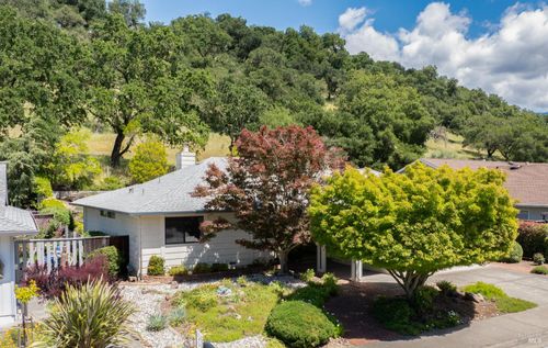 6337 Stone Bridge Rd, Santa Rosa, CA, 95409-5859 | Card Image