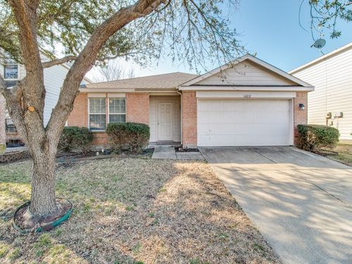 4212 Falcon Dr, Sherman, TX, 75092-4232 | Card Image