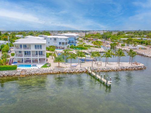 875 50th Street Gulf, Marathon, FL, 33050-2657 | Card Image