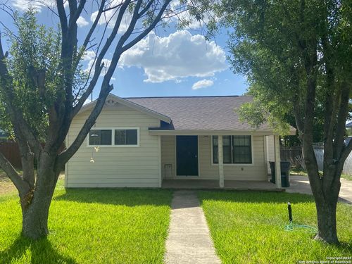 506 S 5th St, Carrizo Springs, TX, 78834-3806 | Card Image