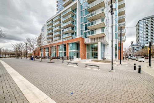 554 Riverfront Lane Se, Calgary, AB, T2G1K1 | Card Image